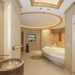 Bockberg In - Out & Whirlpool In By One Kitzbühel