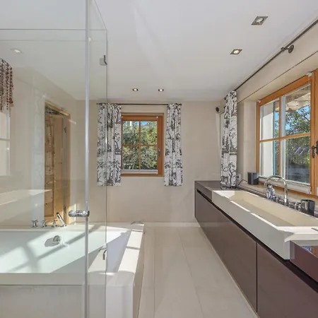 Bockberg In - Out & Whirlpool In By One Kitzbühel